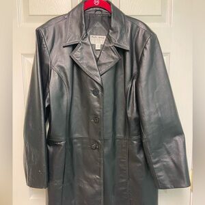 VEUC closet staple Leather blazer